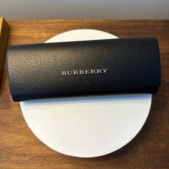Burberry Glasses Case - Picture 1 of 3